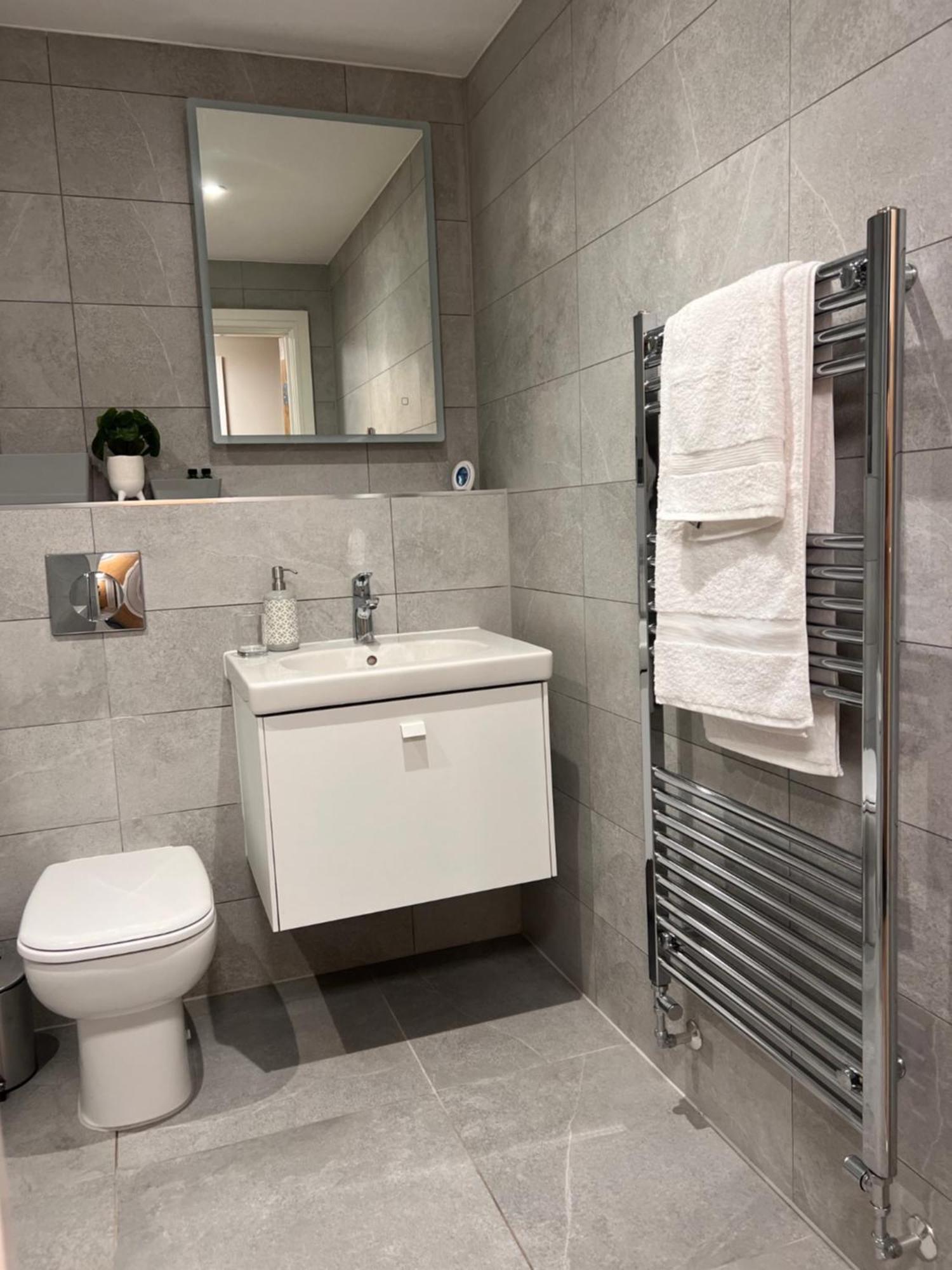 Modern Apartment - Bhx Nec - Free Secure Gated Parking Solihull Exteriér fotografie